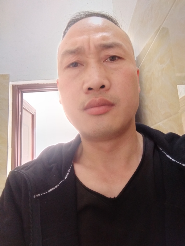 猴哥的第二张照片--淮安相亲服务中心
