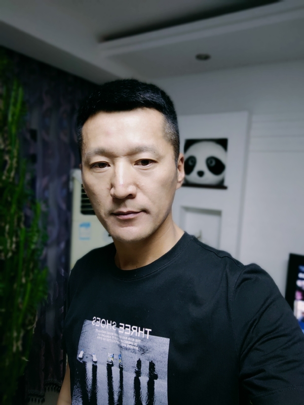 庆柏的第一张照片--淮安相亲服务中心