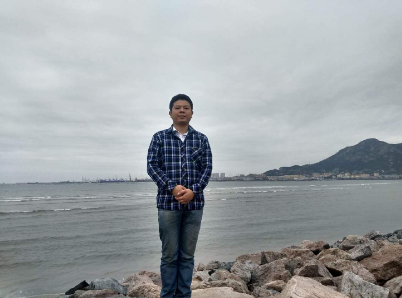 在奋斗的第二张照片--淮安相亲服务中心