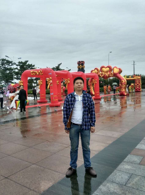 在奋斗的第三张照片--淮安相亲服务中心