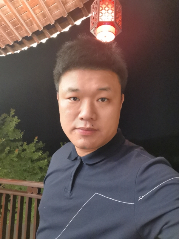 耿直boy的第一张照片--淮安相亲服务中心