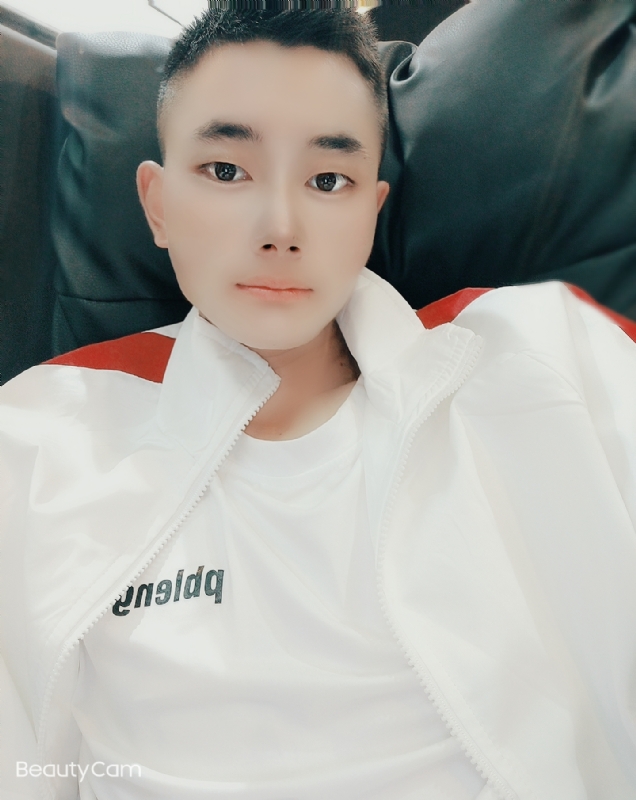 平凡的世界的第一张照片--淮安相亲服务中心