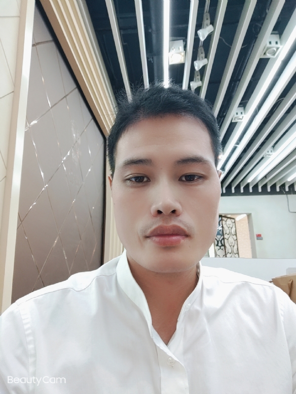 一米阳光的第二张照片--淮安相亲服务中心