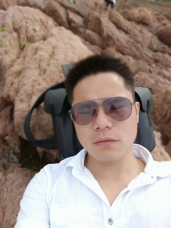 易听的第一张照片--淮安相亲服务中心