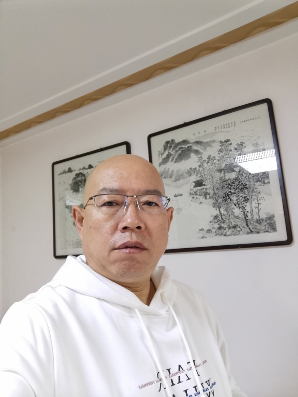 光头博士的第一张照片--淮安相亲服务中心