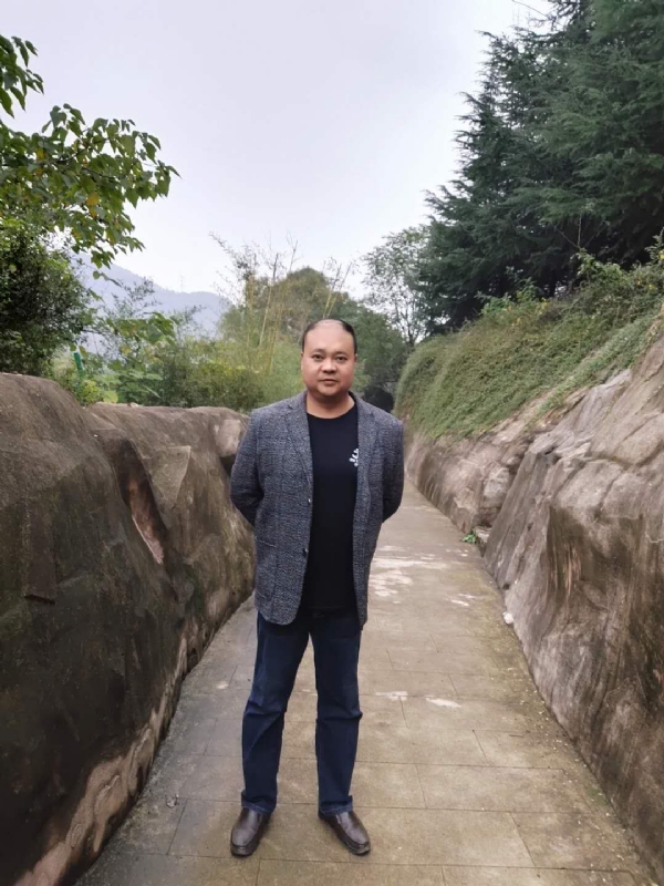 玉竹的第三张照片--淮安相亲服务中心