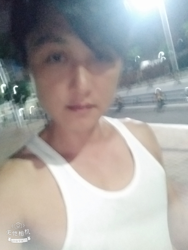 弟弟的第一张照片--淮安相亲服务中心