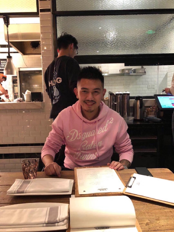 雪云飘的第一张照片--淮安相亲服务中心