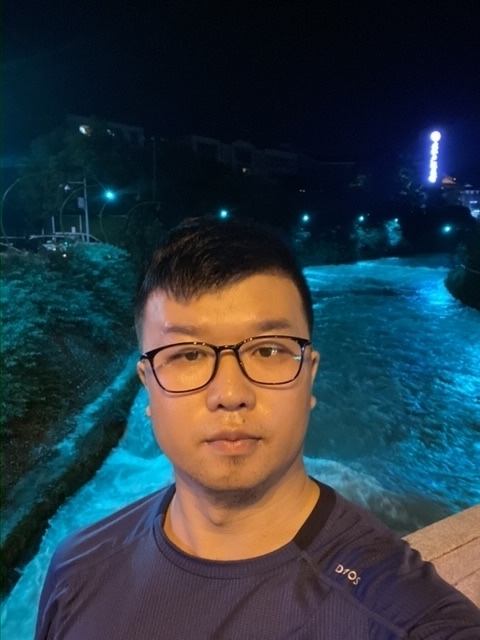 你在哪里的第一张照片--淮安相亲服务中心