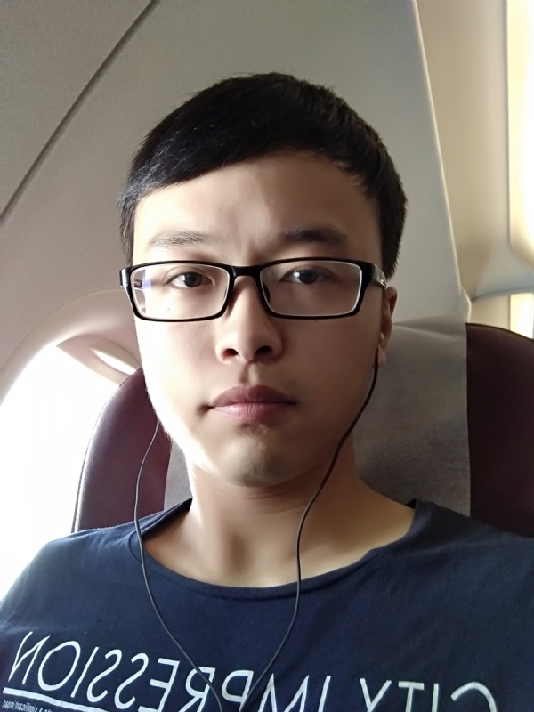 在水一方的第一张照片--淮安相亲服务中心