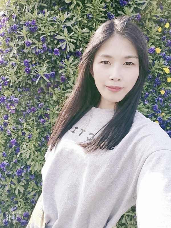 妍妍的第二张照片--淮安相亲服务中心