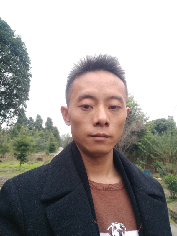 携手白头的第二张照片--淮安相亲服务中心