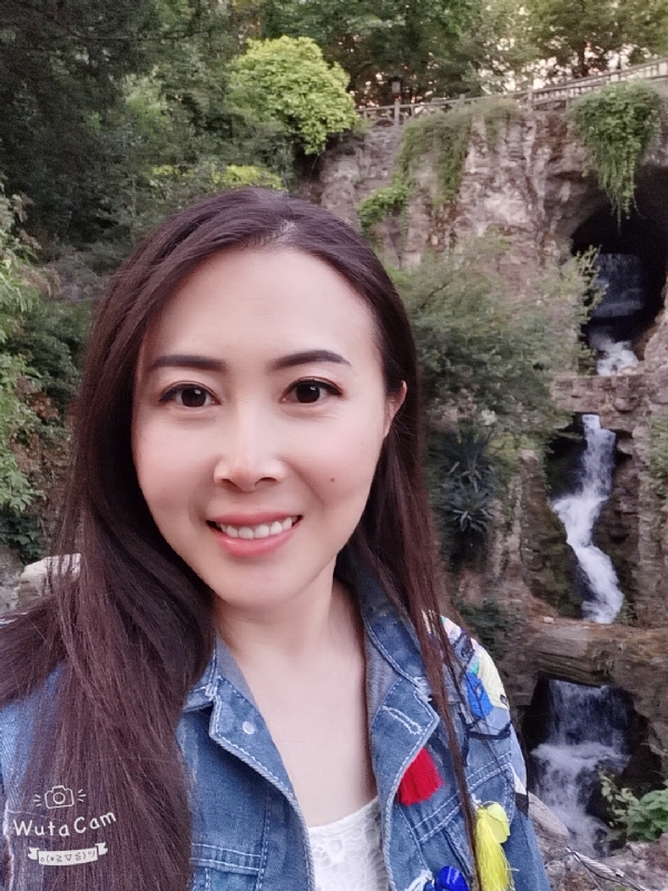 离异单身无子的第三张照片--淮安相亲服务中心