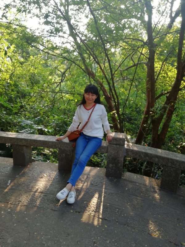 夏陌的第一张照片--淮安相亲服务中心