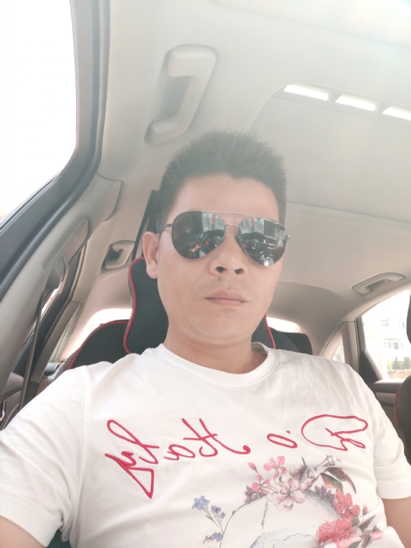 单身已久的第一张照片--淮安相亲服务中心