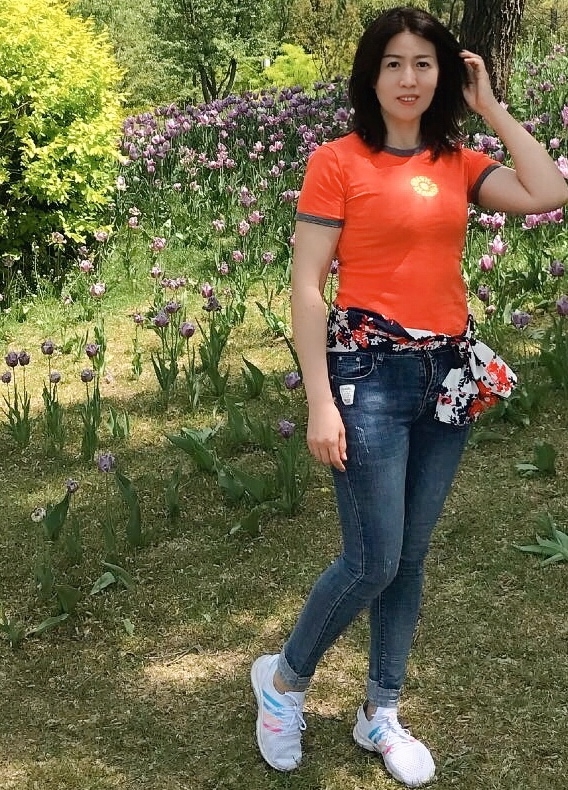 华的第一张照片--淮安相亲服务中心