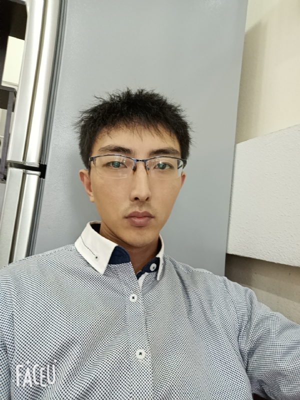 阳光大男孩的第二张照片--淮安相亲服务中心