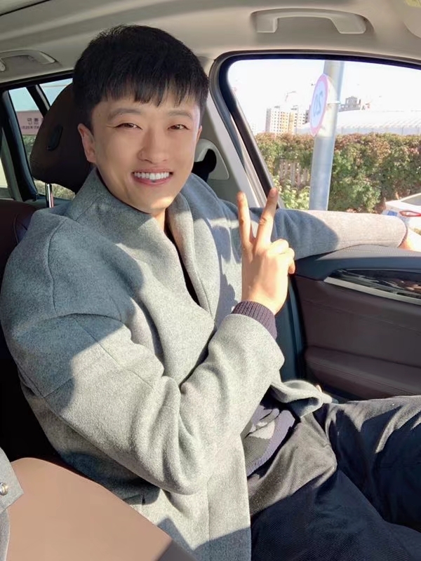 炫甫的第一张照片--淮安相亲服务中心