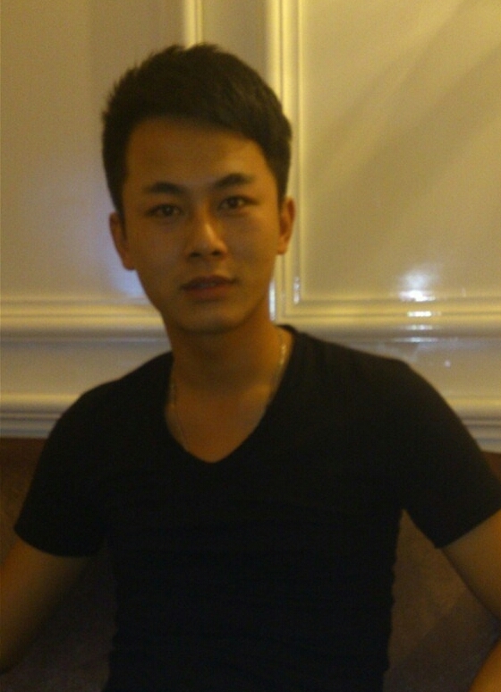 真情的流露的第一张照片--淮安相亲服务中心