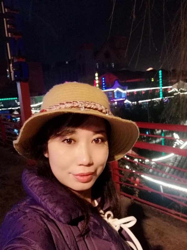 阳光明媚的第一张照片--淮安相亲服务中心