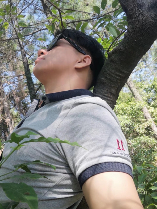 新丁的第一张照片--淮安相亲服务中心