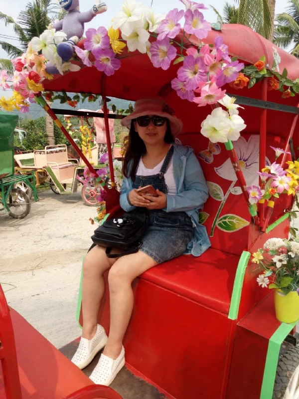 雨纷纷的第一张照片--淮安相亲服务中心