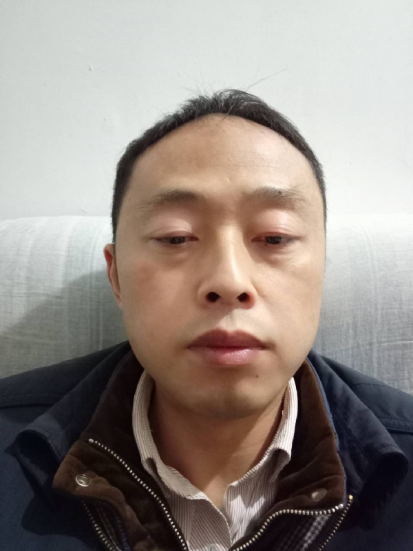 阳光的第一张照片--淮安相亲服务中心