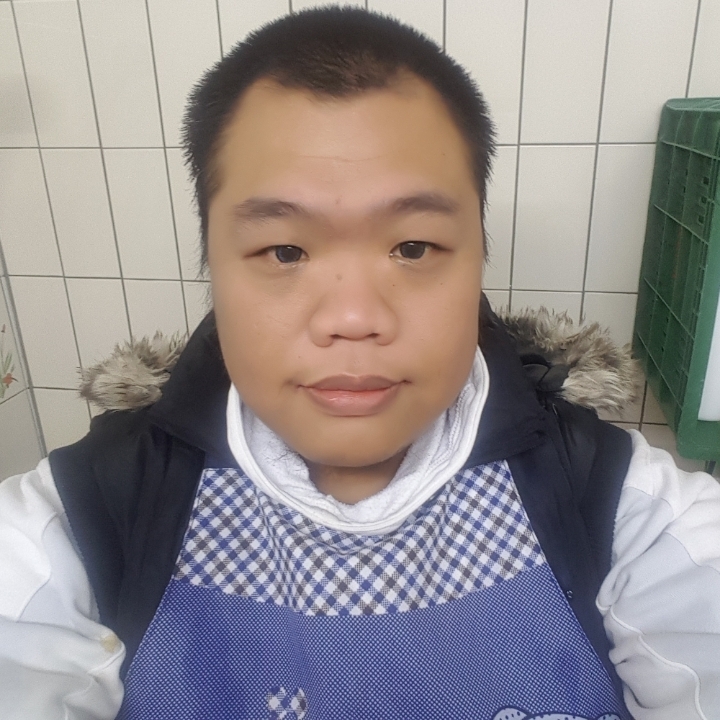 黑熊的第一张照片--淮安相亲服务中心