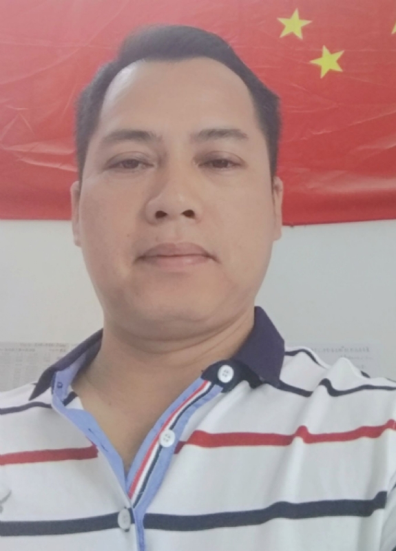 隆哥的第四张照片--淮安相亲服务中心