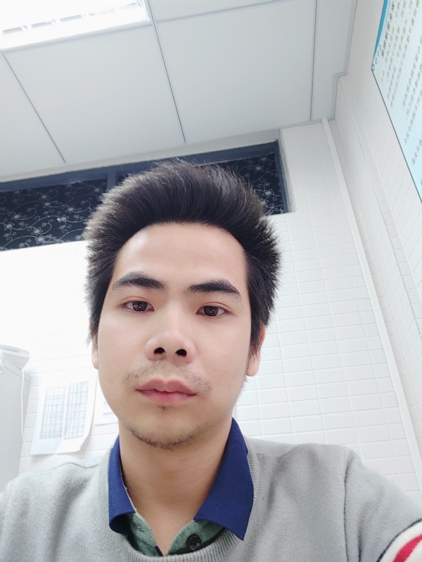 蓝先生的第一张照片--淮安相亲服务中心