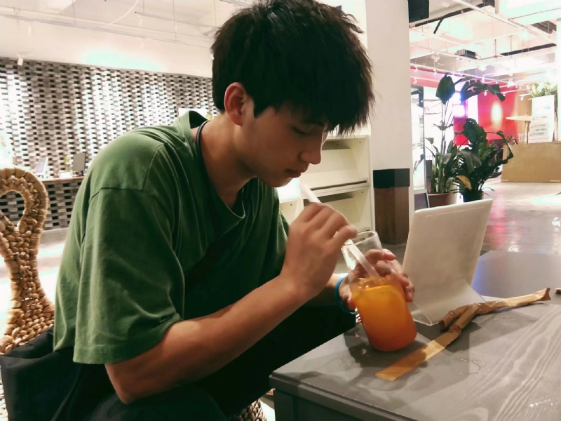 一花一世界的第二张照片--淮安相亲服务中心