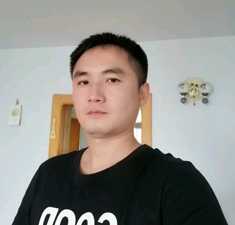 素年锦时的第一张照片--淮安相亲服务中心