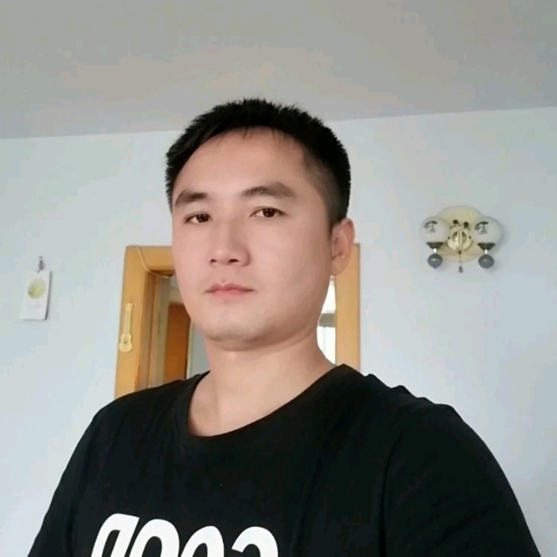 素年锦时的第二张照片--淮安相亲服务中心