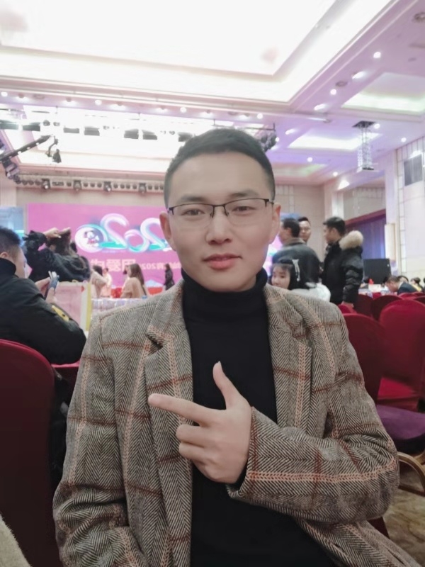 遇见不一样的自己的第一张照片--淮安相亲服务中心