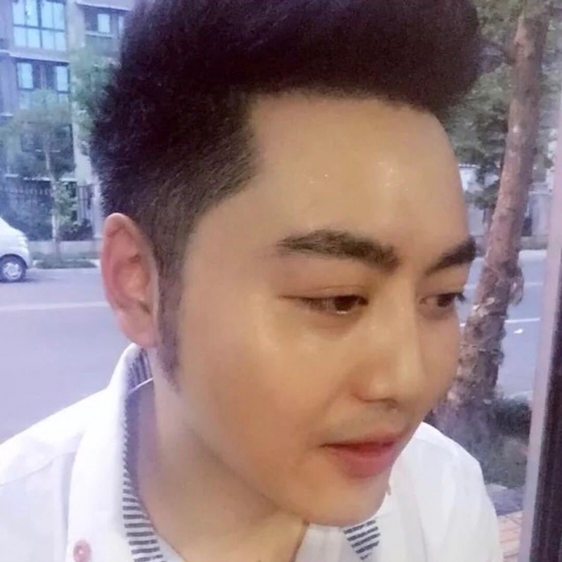 加油吧少年的第一张照片--淮安相亲服务中心