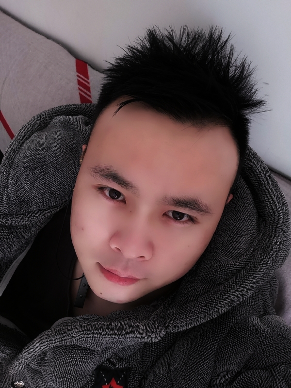 明明的第一张照片--淮安相亲服务中心