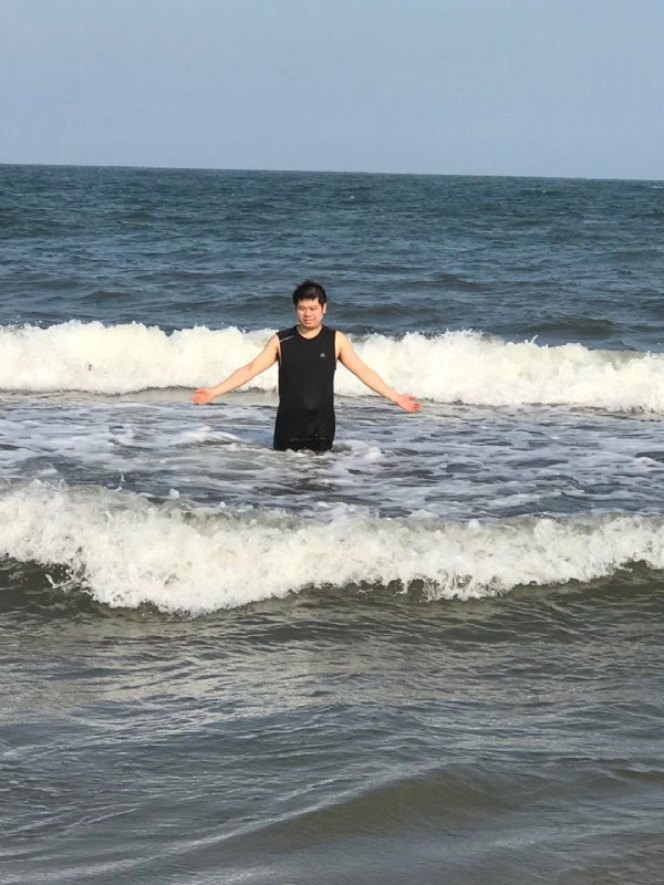 TS杰的第一张照片--淮安相亲服务中心