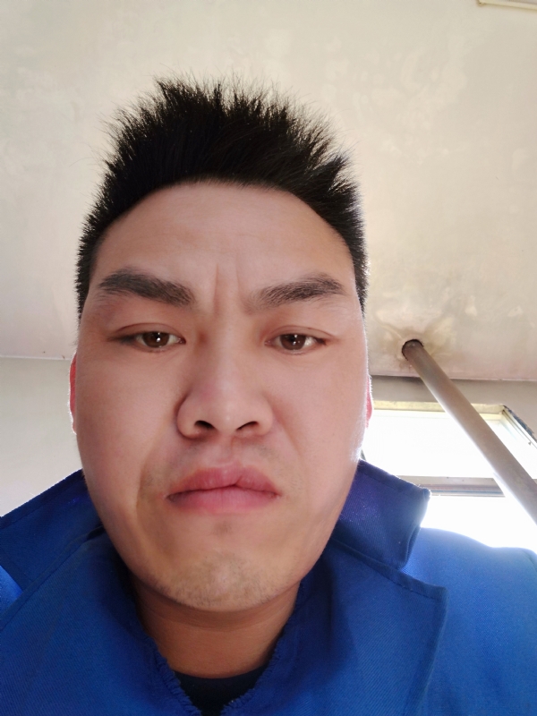 太阳红的第二张照片--淮安相亲服务中心