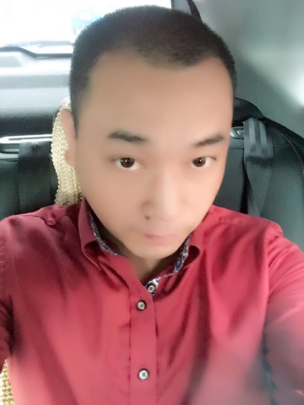 在一个路口等的第一张照片--淮安相亲服务中心