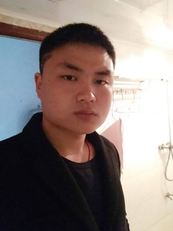 康康一下的第一张照片--淮安相亲服务中心