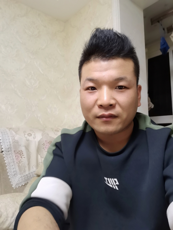 小猪猪的第一张照片--淮安相亲服务中心