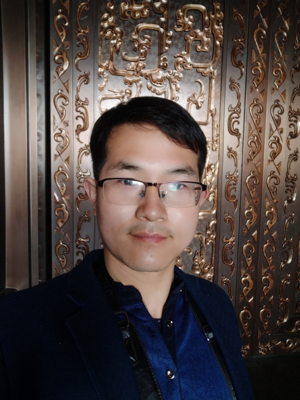 鹏鸟的第一张照片--淮安相亲服务中心