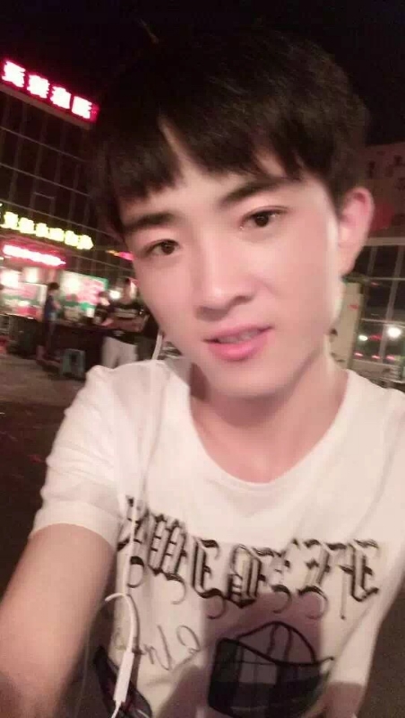 小先生的第一张照片--淮安相亲服务中心