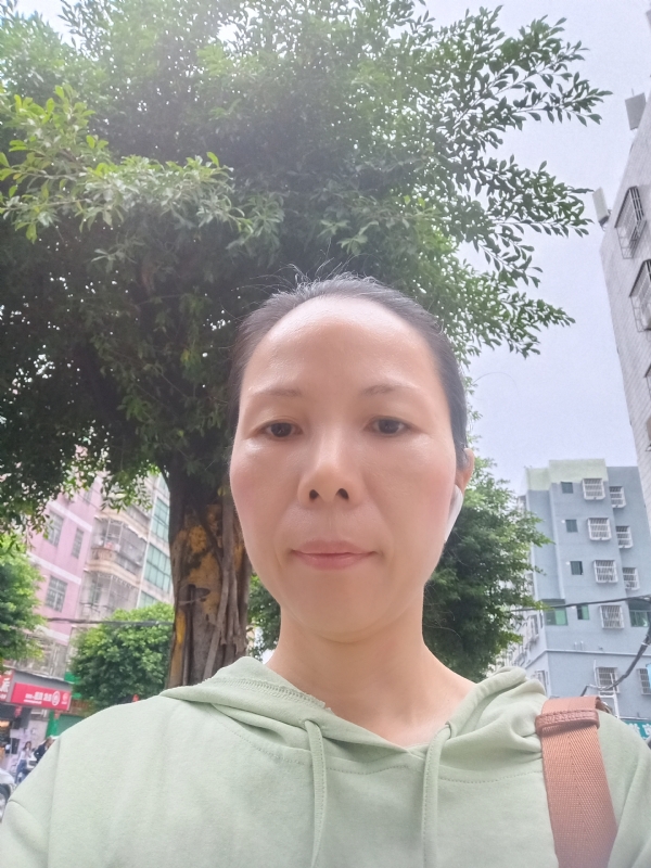 容容的第一张照片--淮安相亲服务中心