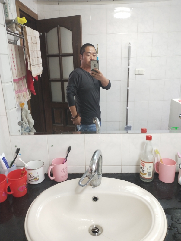 半世人间的第一张照片--淮安相亲服务中心