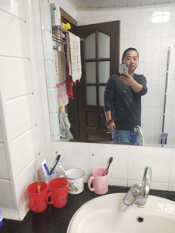 半世人间的第二张照片--淮安相亲服务中心