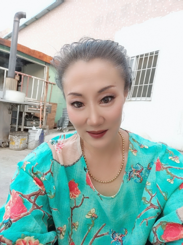 燕子的第三张照片--淮安相亲服务中心