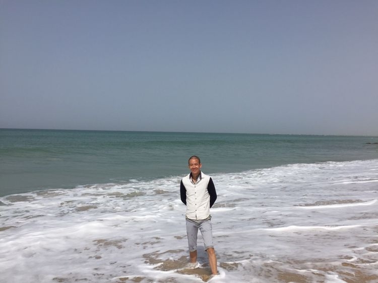 文字的忧伤的第一张照片--淮安相亲服务中心