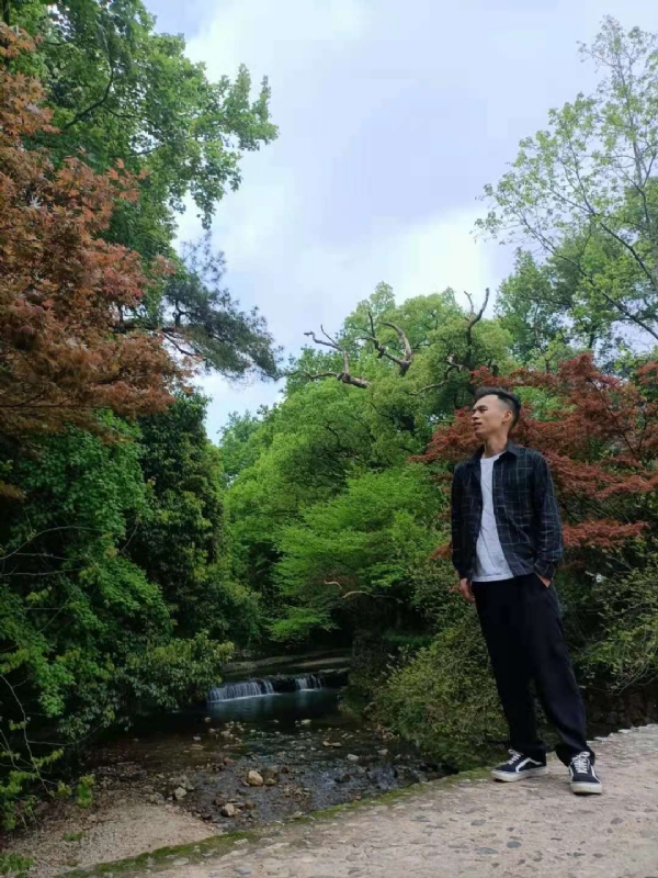 小白的第一张照片--淮安相亲服务中心