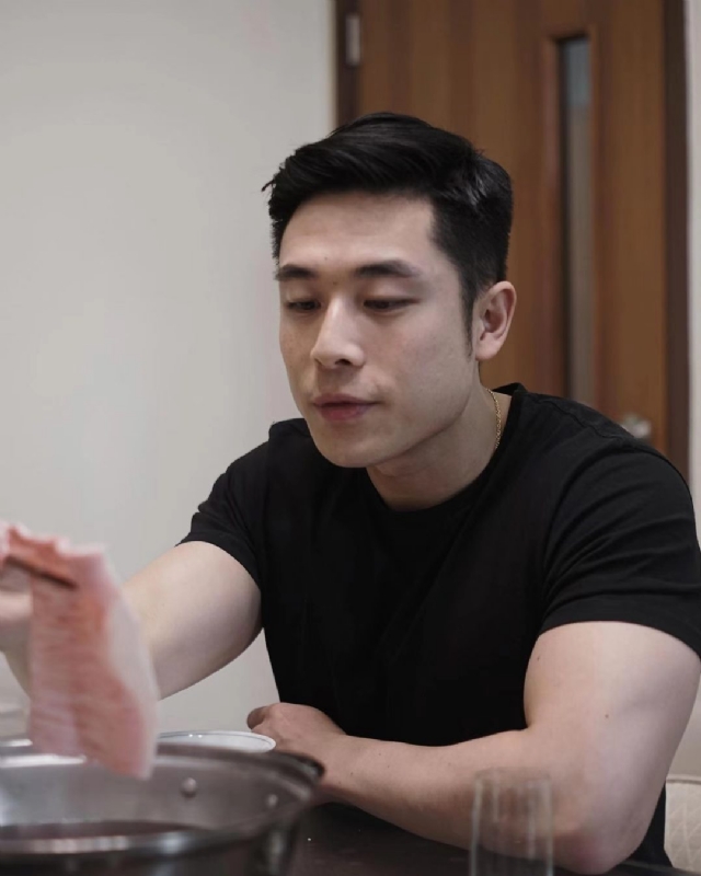 李浩泓的第一张照片--淮安相亲服务中心